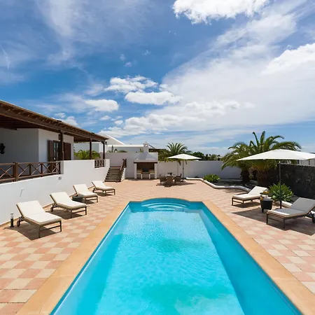 Elegant In Private Pool *
