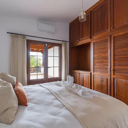 Elegant In Private Pool Villa *